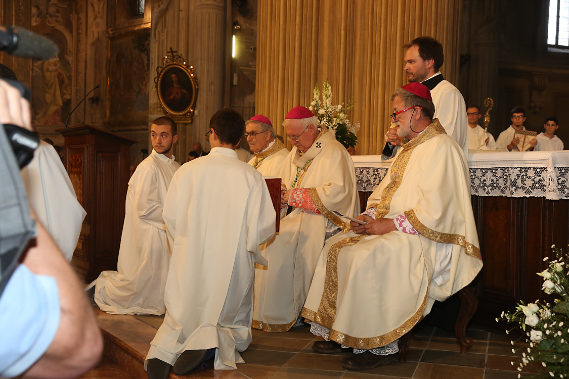 Monsignor Marco Prastaro Vescovo di Asti_148.jpg